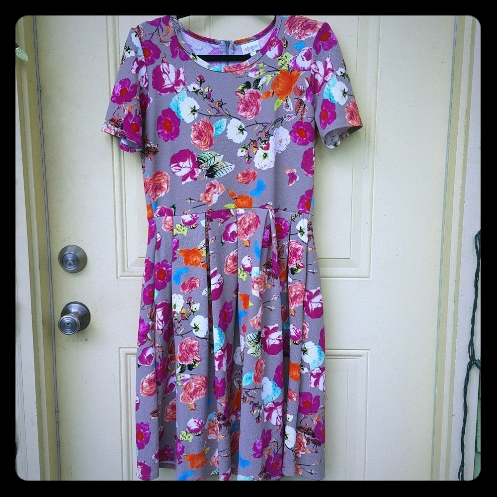 Lularoe Amelia dress